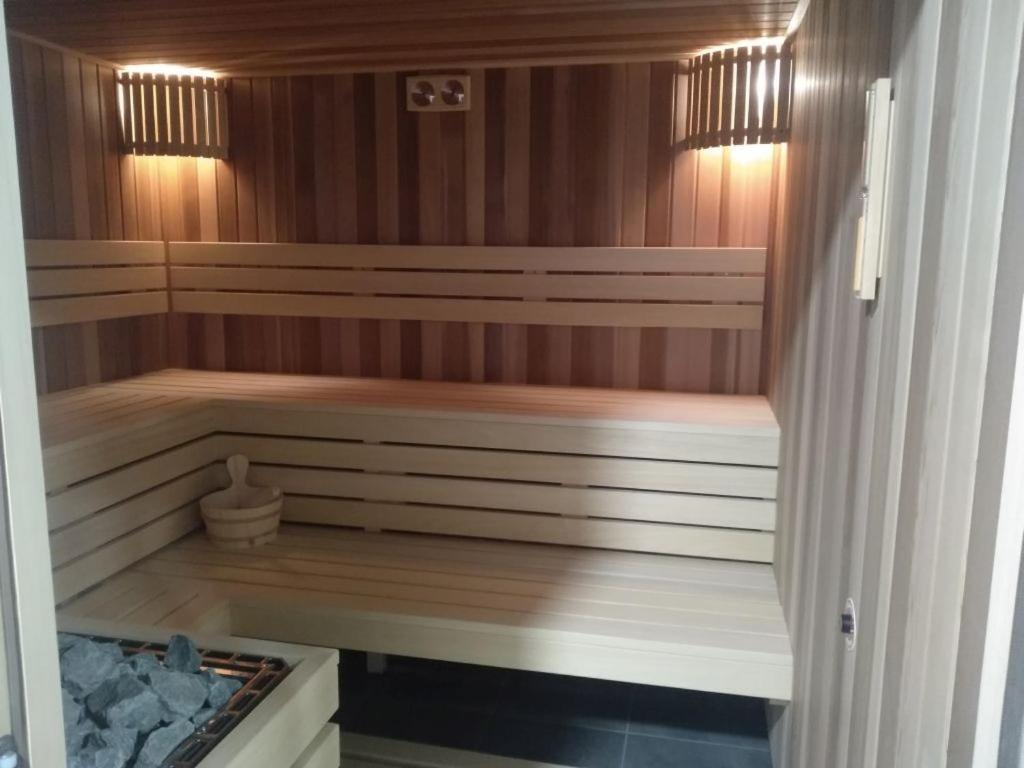 Hotel Sportowy Wolsztyn Εξωτερικό φωτογραφία
